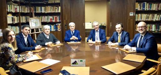 Veterindustria, el CGCVE y Aemasa aúnan posturas en beneficio de la sanidad animal española