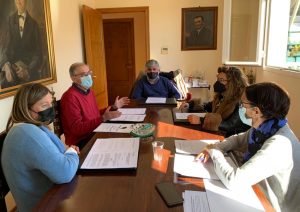 AXON COMUNICACION, El Ayuntamiento de Lebrija firma un acuerdo de colaboración con el ICOV de Sevilla para la gestión del Registro Municipal de Animales de Compañía.