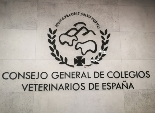 AXON COMUNICACION, El Consejo General de Colegios Veterinarios de España presenta alegaciones al Real Decreto de Medicamentos Veterinarios para mejorar la actuación clínica de los profesionales
