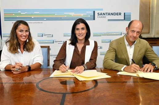 Santander volverá a financiar parte de las vacunas de las mascotas de vecinos en paro o en un ERTE