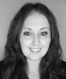 Laura Vargas. Community manager