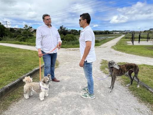Astillero inicia una campaña para concienciar a dueños de perros de razas peligrosas