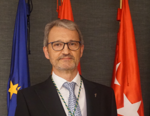 El Excmo. Sr. Dr. D. Ángel Salvador Velasco elegido miembro Numerario del Instituto de Estudios Madrileños
