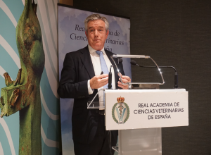 Conferencia del Dr. D. Antonio Palomo Yagüe “Influencia de la bioseguridad y nutrición, en la salud y sostenibilidad ambiental”