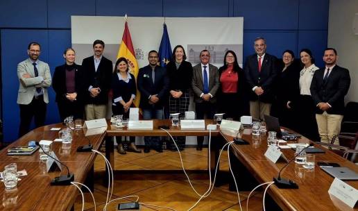 Expertos analizan vínculos entre salud humana, animal y medioambiental con enfermedades emergentes o desastres naturales