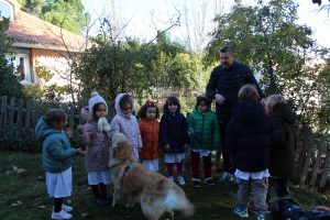 La Real Sociedad Canina arranca un proyecto educativo  en colegios para concienciar de que un perro no es un juguete