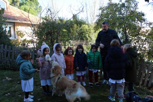 La Real Sociedad Canina arranca un proyecto educativo  en colegios para concienciar de que un perro no es un juguete