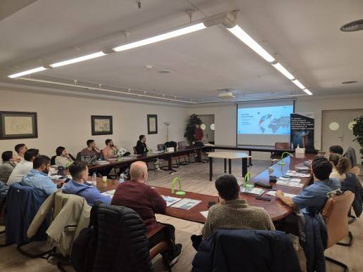 Dômes Pharma apoya la formación en terapias innovadoras con su Taller de Infiltración Articular y Células Madre en la Universidad Complutense