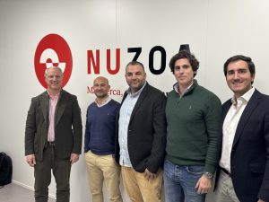 NUZOA, líder nacional en la distribución de productos y servicios para clínicas veterinarias en España, ha firmado una alianza de colaboración con CAELUM PETS, empresa de gestión de servicios de incineración de animales de compañía.