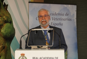 Conferencia del Excmo. Sr. D. José Vicente Tarazona Lafarga ” Análisis de sostenibilidad y riesgos de medicamentos veterinarios desde la perspectiva One Health”