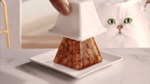 Purina Europa lanza su primera comida para gatos en gelatina transparente y con tiernos trozos, de la gama GOURMET™ REVELATIONS™