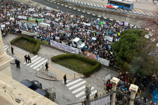 Convocatoria de rueda de prensa del Comité de Crisis Vet por una ley justa del medicamento veterinario.