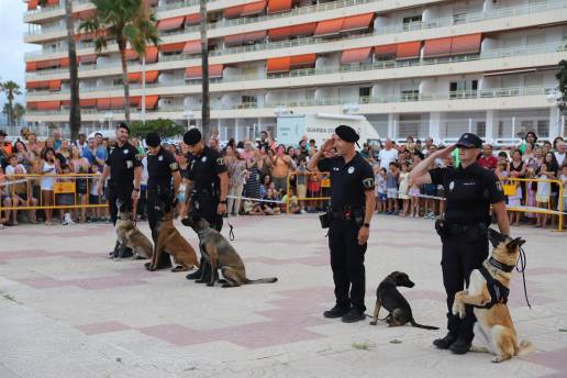 La Unidad Canina de la Policía Local de Cullera (Valencia) se especializa en el rescate de personas