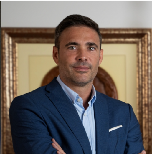 CEVE felicita al nuevo presidente de la Organización Colegial Veterinaria, Gonzalo Moreno del VAl