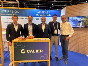 Calier presenta en APIMONDIA su gama completa para el cuidado de las abejas