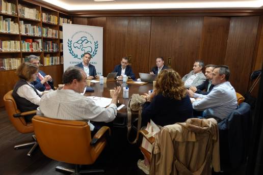 FESVET se reúne con el nuevo presidente de las Organización Colegial Veterinaria y parte de su nueva ejecutiva para tratar de potenciar el establecimiento de una estrategia clara para toda la profesión en España