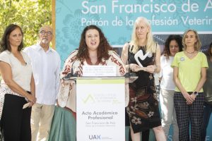 San Francisco de Asís: FELICIDADES VETERINARI@S