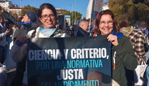 La comunidad veterinaria se movilizaron en Madrid para exigir la derogación del Real Decreto que regula la prescripción de medicamentos veterinarios