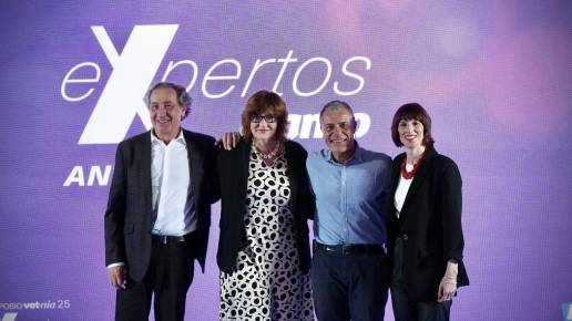 El III Simposio Vetnia refuerza el liderazgo de Elanco en innovación y estrena oficialmente Zenrelia®
