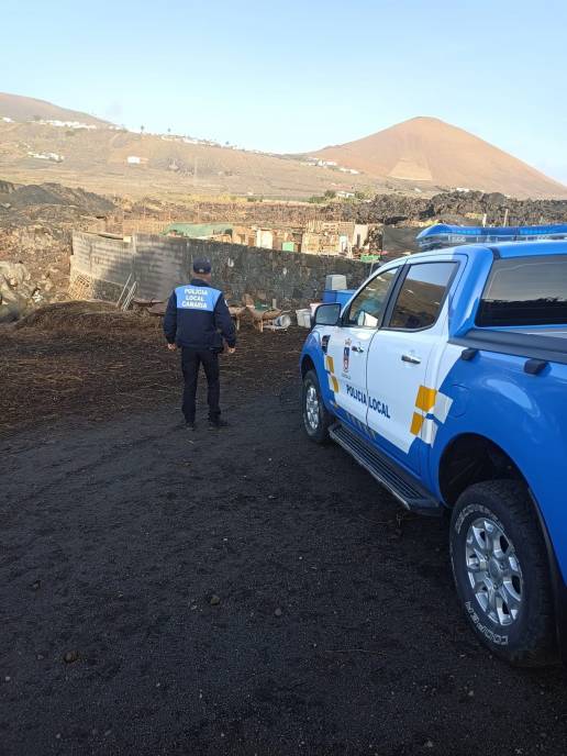 La Policía Local de Tías (Lanzarote) interviene una granja que carecía de autorizaciones administrativas