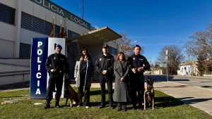 El Ayuntamiento de Huesca presenta la Unidad Canina de Apoyo y Seguridad de la Policía Local