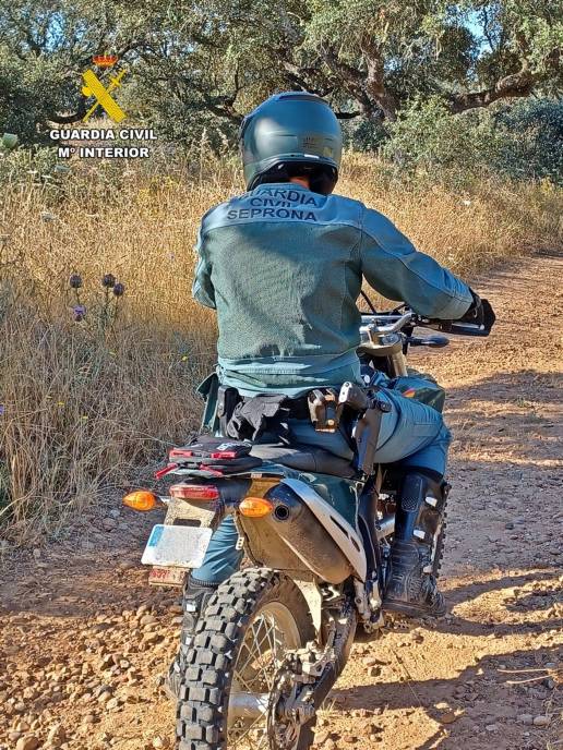 Investigadas más de 60 personas y rescatados 125 animales en dos operaciones en Málaga