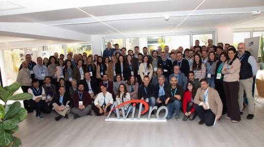 Elanco celebra en Madrid el Minisimposio “Nuevas estrategias frente a la Salmonella” y presenta su programa vacunal con cuarta dosis