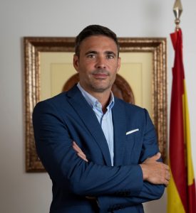 La Organización Colegial Veterinaria reclama a Hacienda una fiscalidad proporcionada en la atención animal por su impacto en la salud