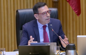 AVEPA reclama en el Congreso el reconocimiento sanitario de la profesión veterinaria y un modelo más sostenible para la clínica de animales de compañía