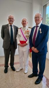 Felipe Vilas, presidente de COLVEMA, distinguido con la Cruz al Mérito Militar con distintivo blanco