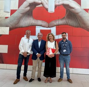 ICOVAL y Cruz Roja Alicante refuerzan su colaboración para impulsar proyectos conjuntos en favor del bienestar de las personas y los animales