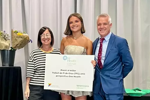 Gina Pijuan gana la primera edición del Premio al mejor TFG con perspectiva One Health por un estudio sobre la fiebre del Nilo Occidental