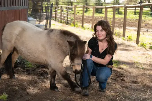 Rebecca Calisi, neurobióloga: “No puedes estar en un prado observando cómo interactúan un niño y un burro y fingir que sólo uno de los dos está experimentando una sensación”