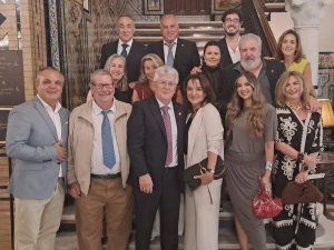 El COLVET Huelva felicita a Fidel Astudillo, distinguido con la Medalla de Oro del Consejo Andaluz 