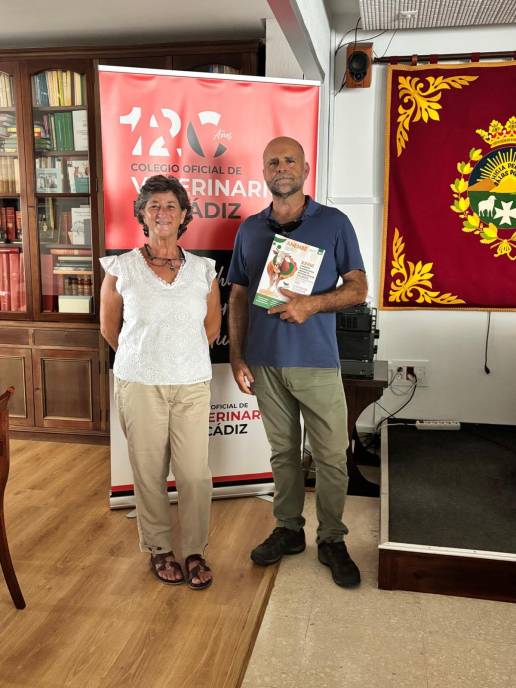 El Colegio de Veterinarios de Cádiz aborda con ANEMBE nuevos retos para la profesión veterinaria