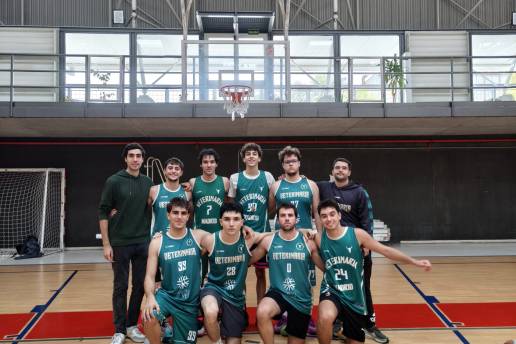 Grupo Axón Vet , patrocinador de los equipos de baloncesto masculino y femenino de la Facultad de Veterinaria de Madrid, presente en una nueva jornada de competición
