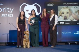La profesión veterinaria, protagonista en la II edición de los Celebrity Pets Awards Guadalupe Miró y Víctor Algra fueron reconocidos con los premios Ciencia y Salud